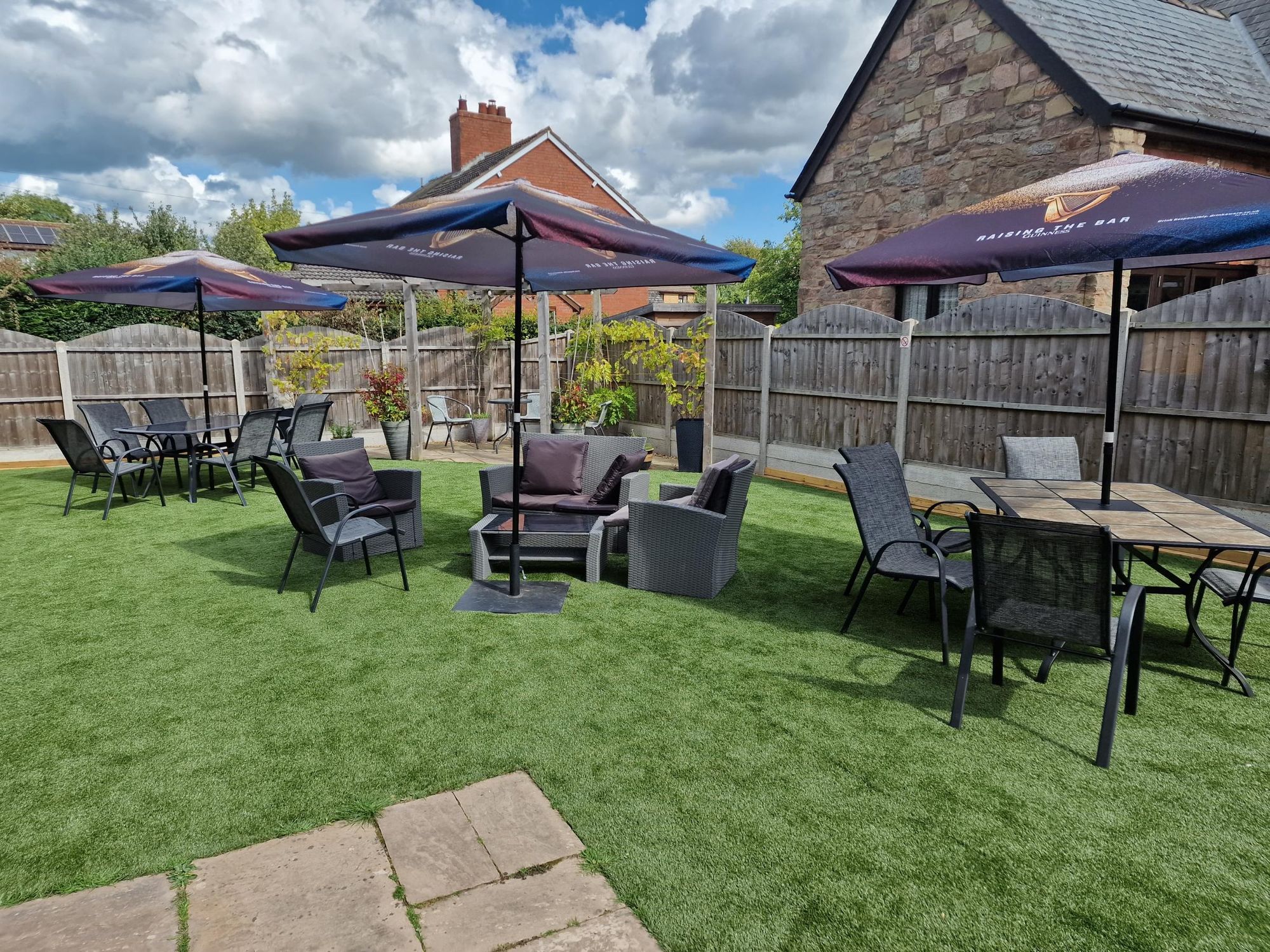 DP 08/23. (External, Garden). Published on 21-08-2023