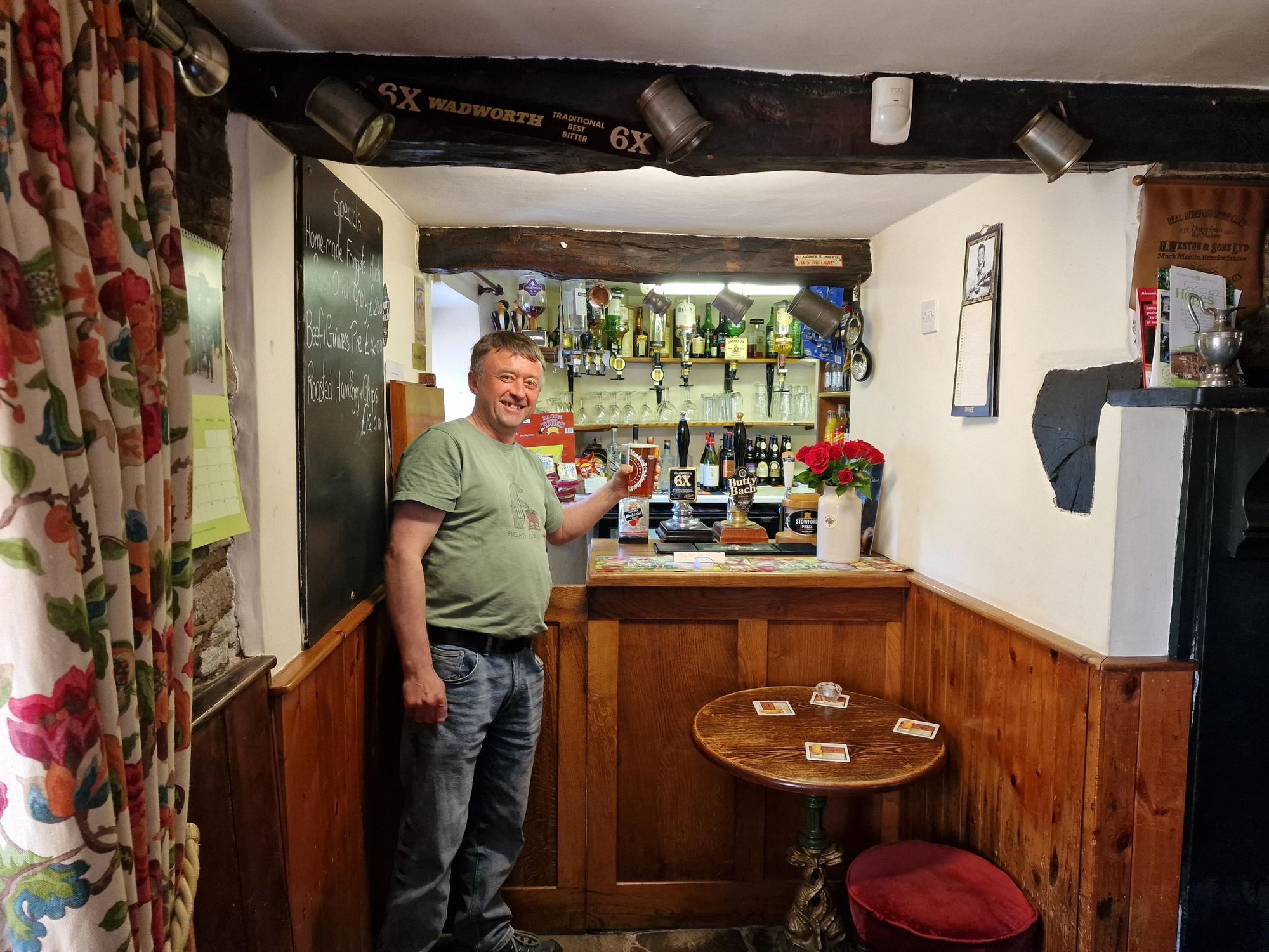 Bar. Published on 12-06-2024