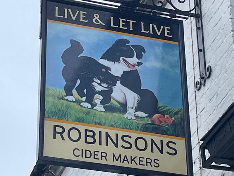 Pub sign. (External, Sign). Published on 22-05-2025 