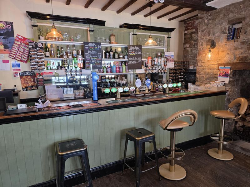 Bar. (Bar). Published on 03-07-2026 