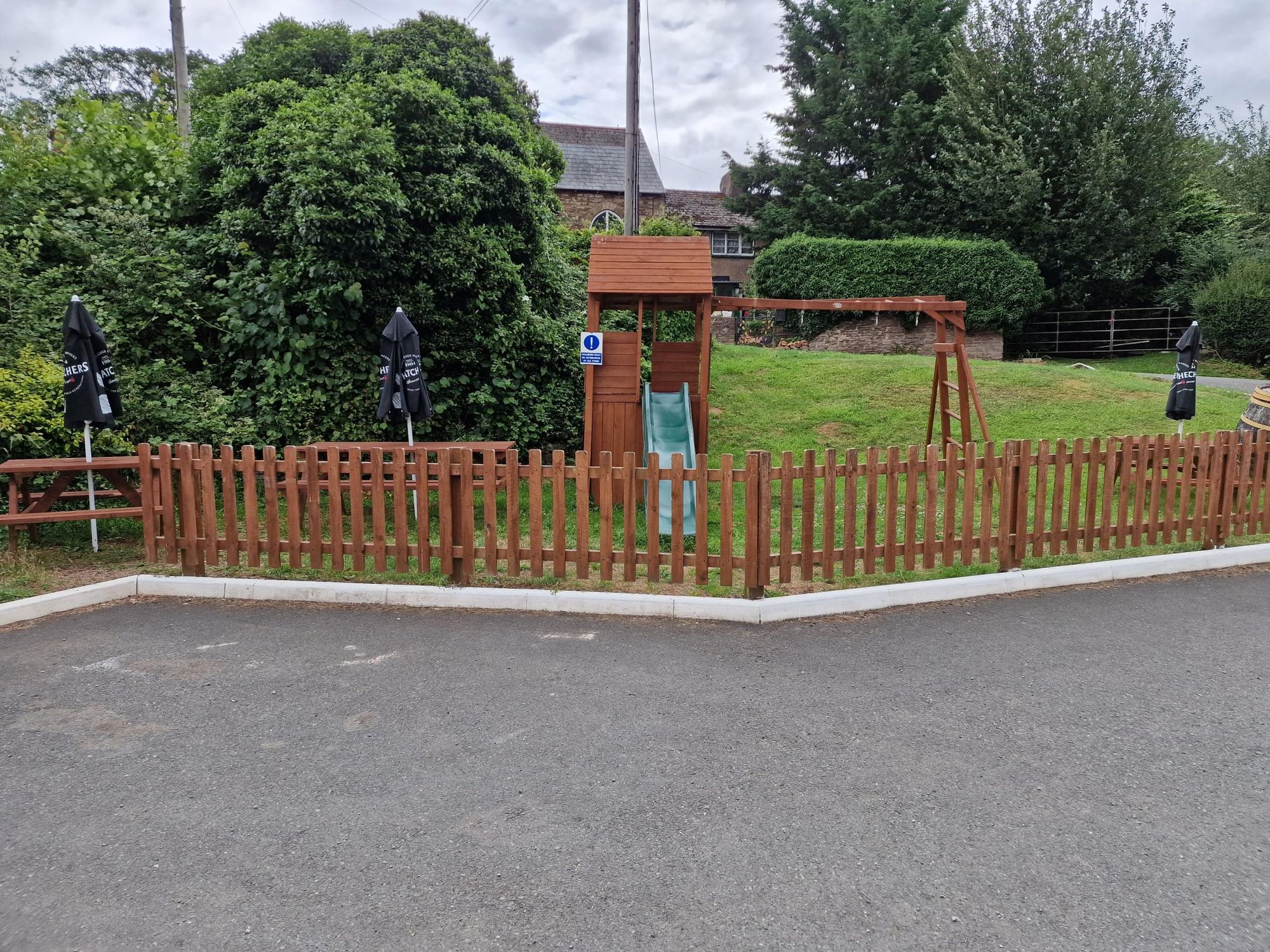 DP 07/23. (External, Garden). Published on 05-07-2023