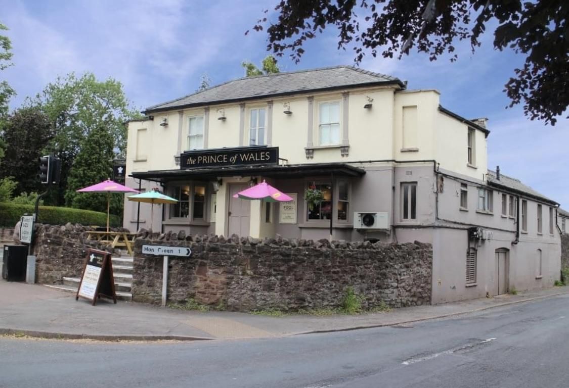 Front of pub. (External, Key). Published on 07-06-2024