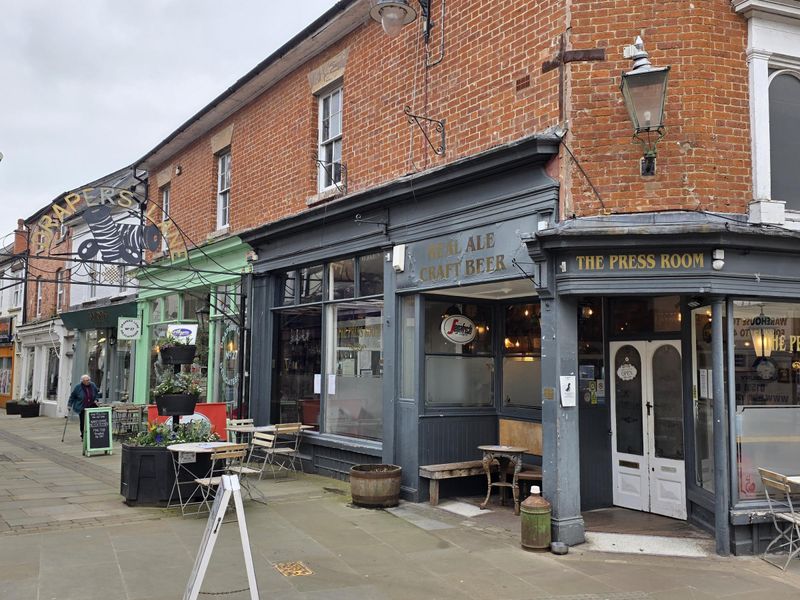 Pub at top of Drapers Lane. (External). Published on 27-02-2026 