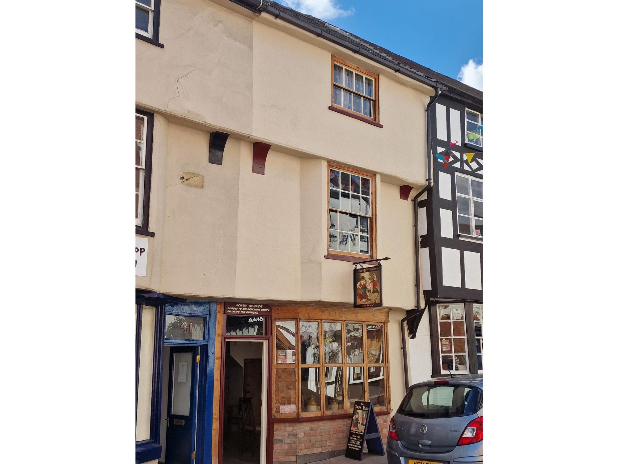 Front of pub. (External). Published on 15-09-2024