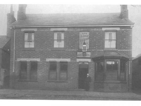 The Lord Nelson as it looked in the 1920s. (Pub, External). Published on 07-11-2013