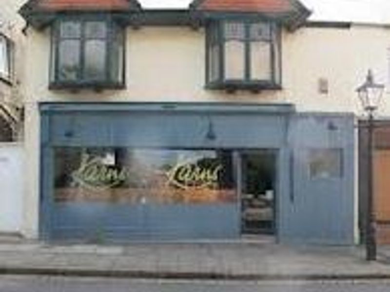 Karns Wine Bar. (External). Published on 11-03-2014