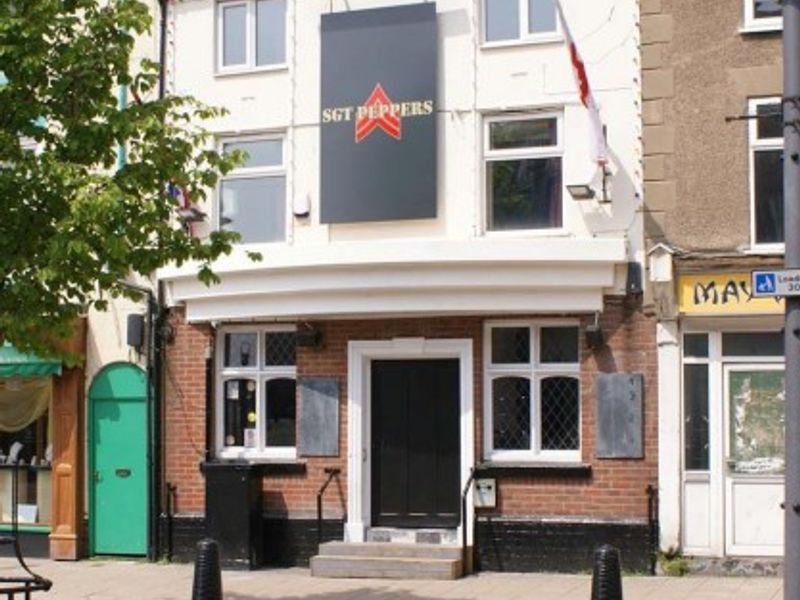 Sgt. Peppers, Hinckley. (Pub). Published on 29-05-2013