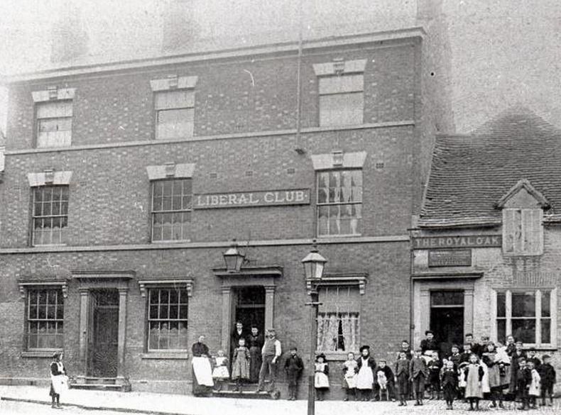 An earlier image, year unknown. (Pub, External). Published on 13-03-2017