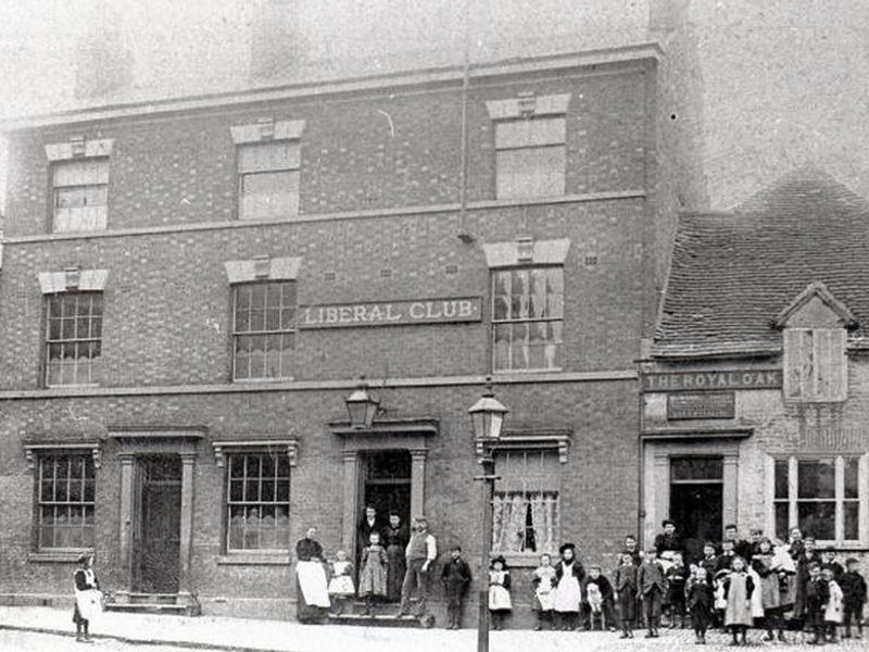 An earlier image, year unknown. (Pub, External). Published on 13-03-2017 