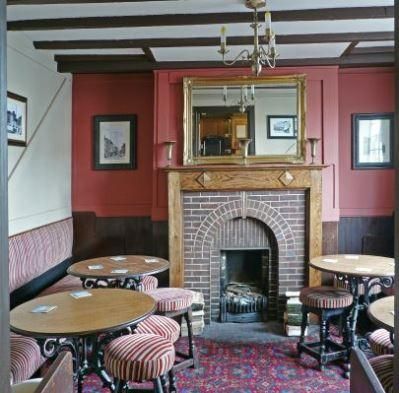 Wharf Snug in 2012. (Pub). Published on 15-01-2014