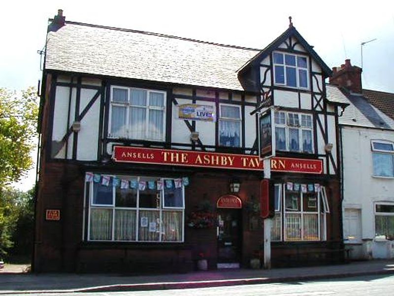 Ashby Tavern, Hinckley. (Pub). Published on 05-10-2012