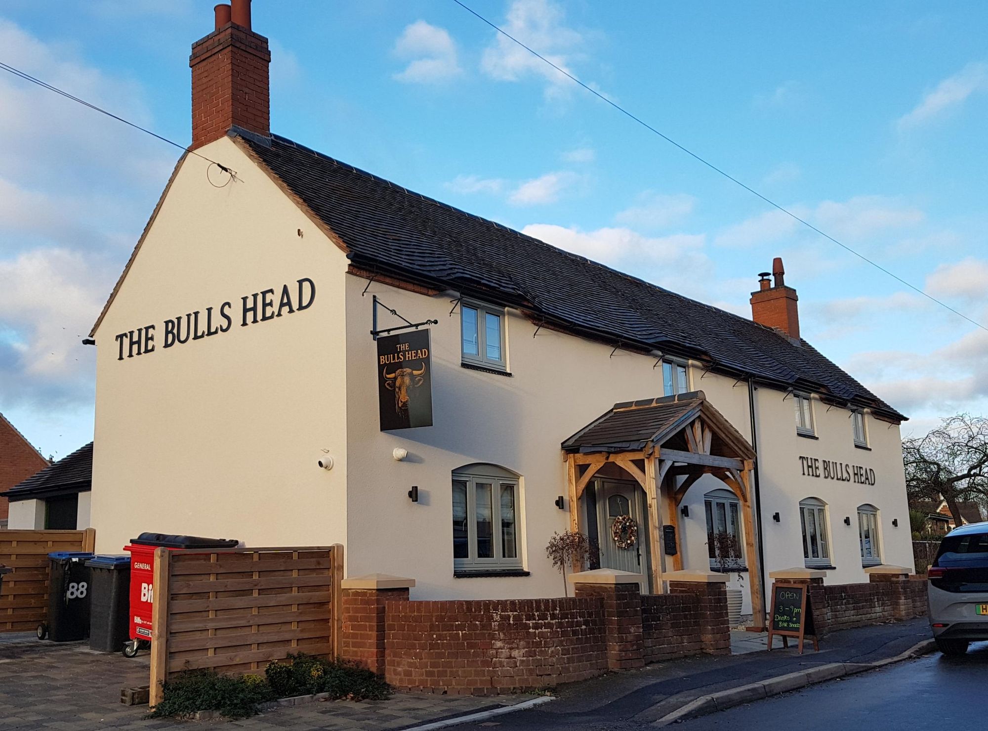 18/11/2025. (Pub, External, Key). Published on 20-11-2025