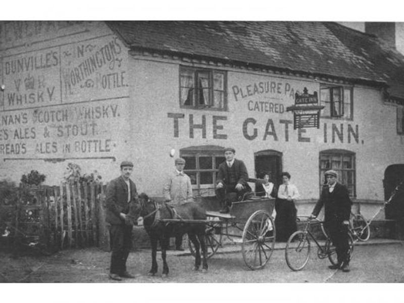 The Gate in 1910. (Pub, External). Published on 15-01-2014