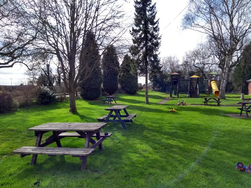 Beer Garden & Play Area. (Garden). Published on 04-03-2019