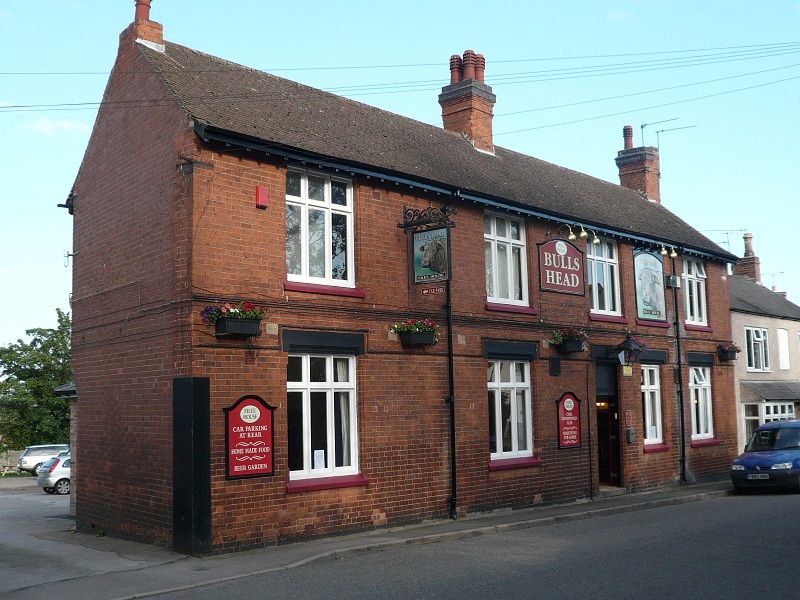 Bulls Head, Stoney Stanton. (Pub). Published on 05-10-2012