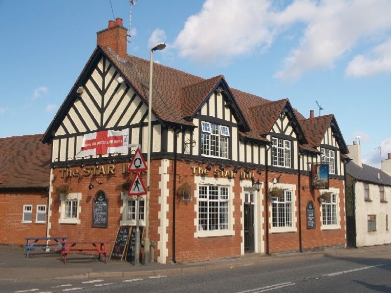 Star, Stoney Stanton. (Pub). Published on 05-10-2012