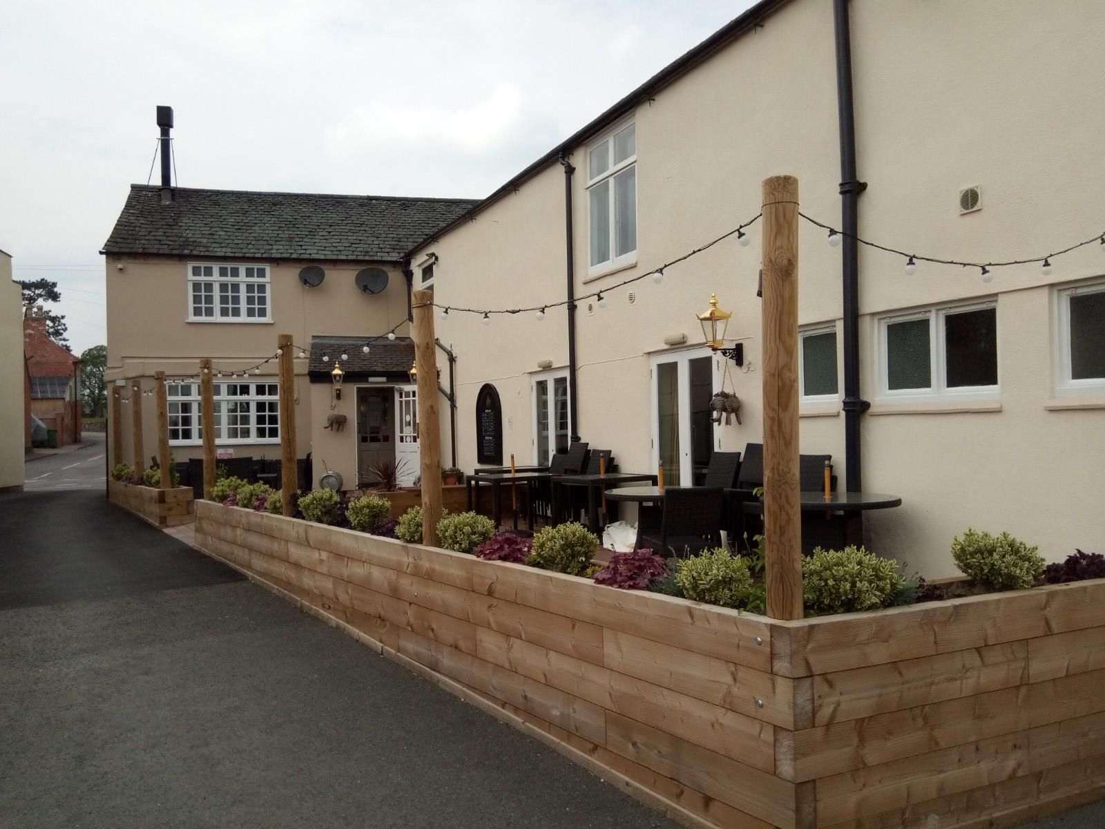 (External, Garden). Published on 01-05-2019