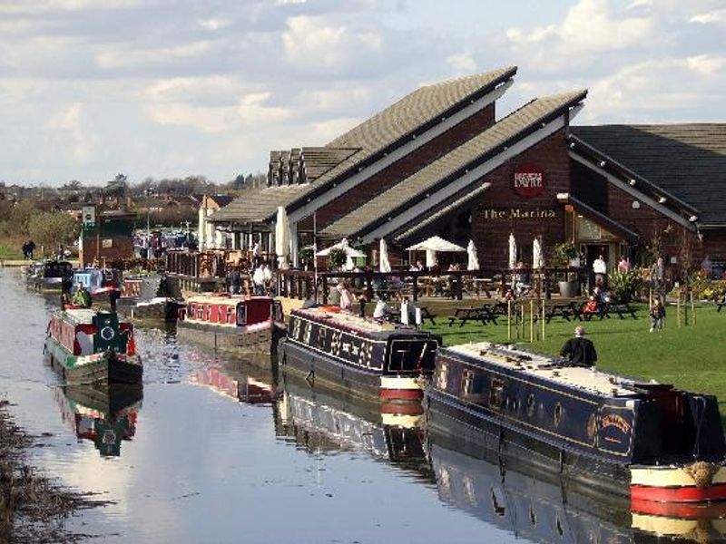 Marina Brewers Fayre, Hinckley. (Pub). Published on 05-10-2012