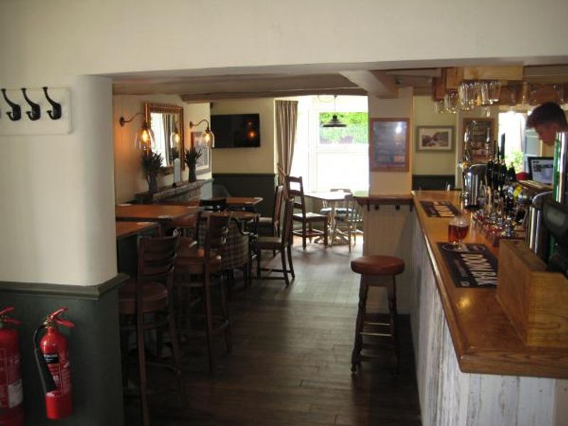 bar of The Red Lion 2016. (Pub, Bar). Published on 03-08-2016