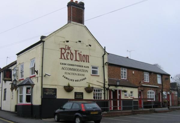 Red Lion, 2007. (Pub, External). Published on 15-01-2014