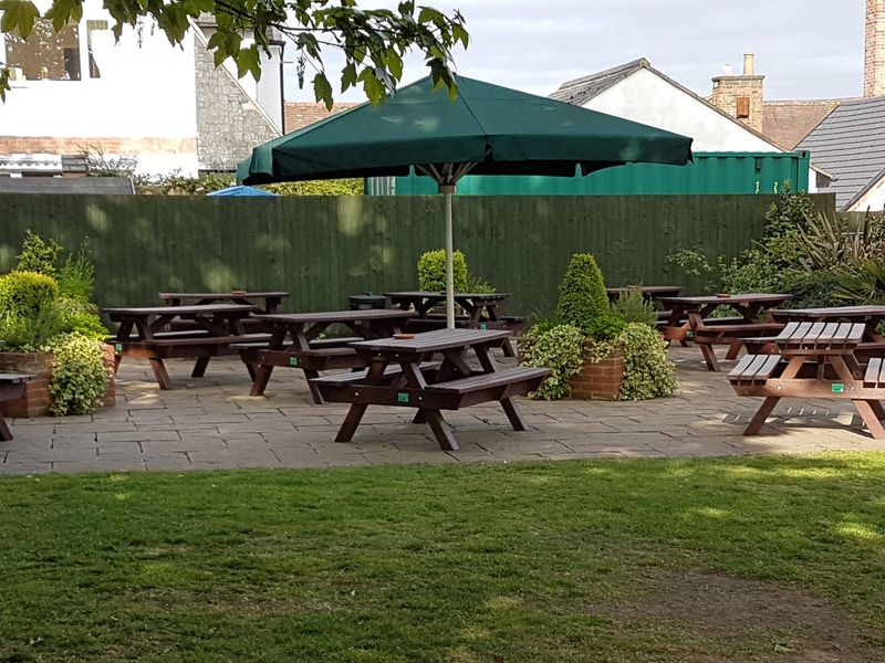 Garden 2017. (Pub, External, Garden). Published on 07-06-2017