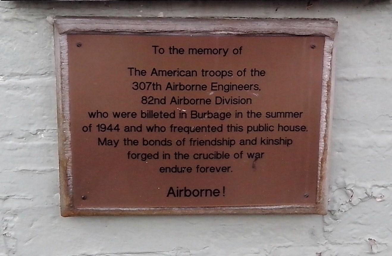 WWII plaque to US airbourne troups. (External). Published on 06-11-2017