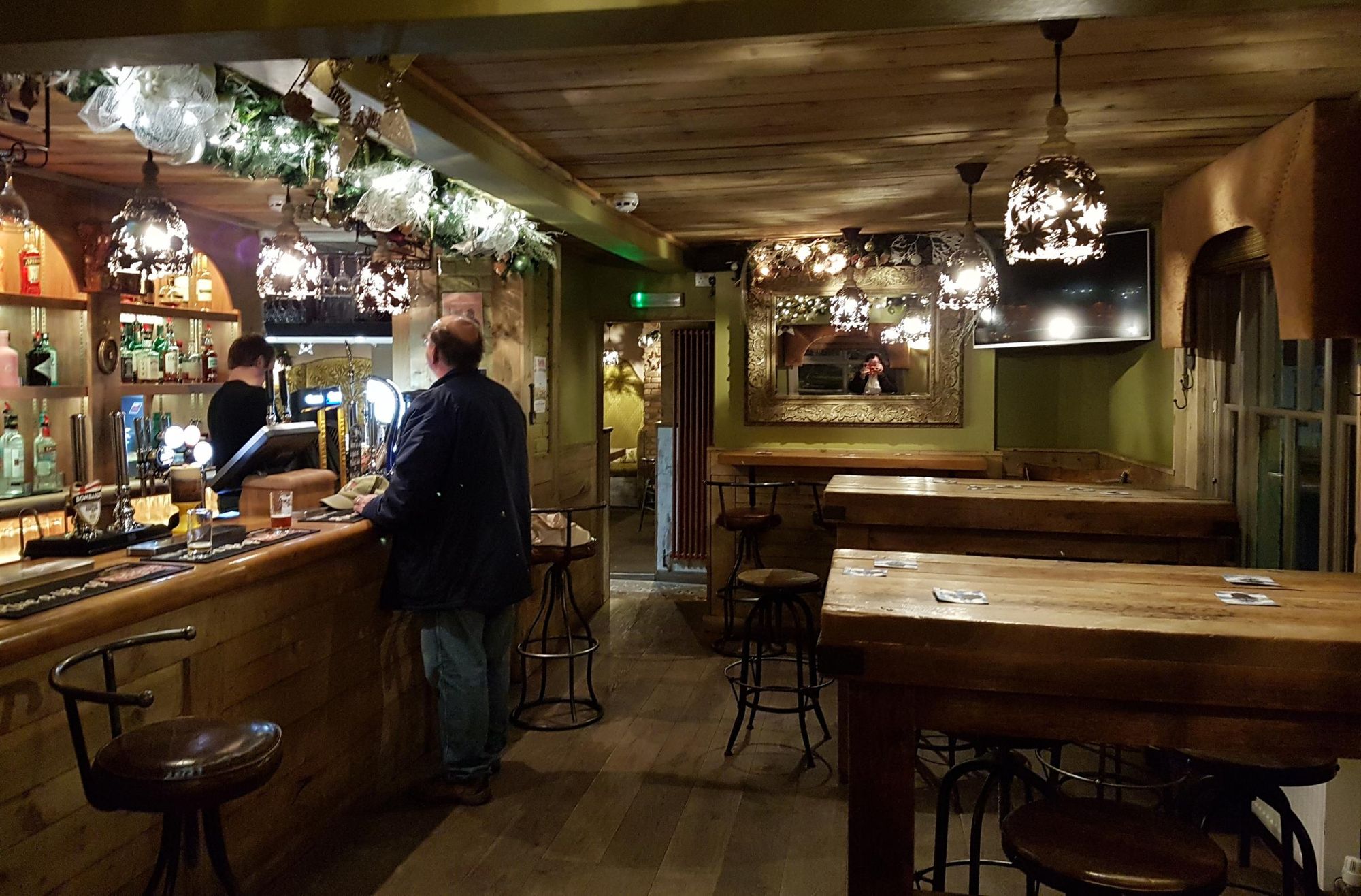 Dec 2017 bar. (Pub, Bar). Published on 14-12-2017