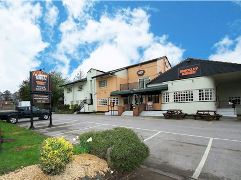Hinckley Knight Hotel, Burbage. (Pub). Published on 05-10-2012