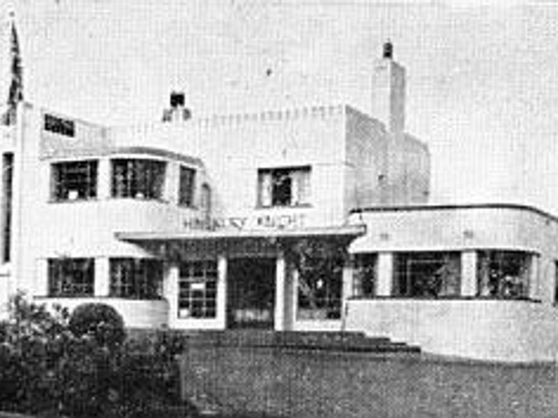 The Hinckley Knight as it looked in 1932. (Pub, External). Published on 07-11-2013