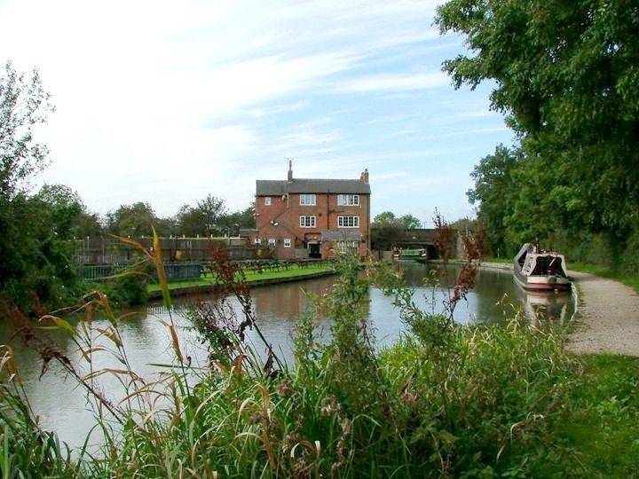 Lime Kilns, Burbage. (Pub). Published on 05-10-2012