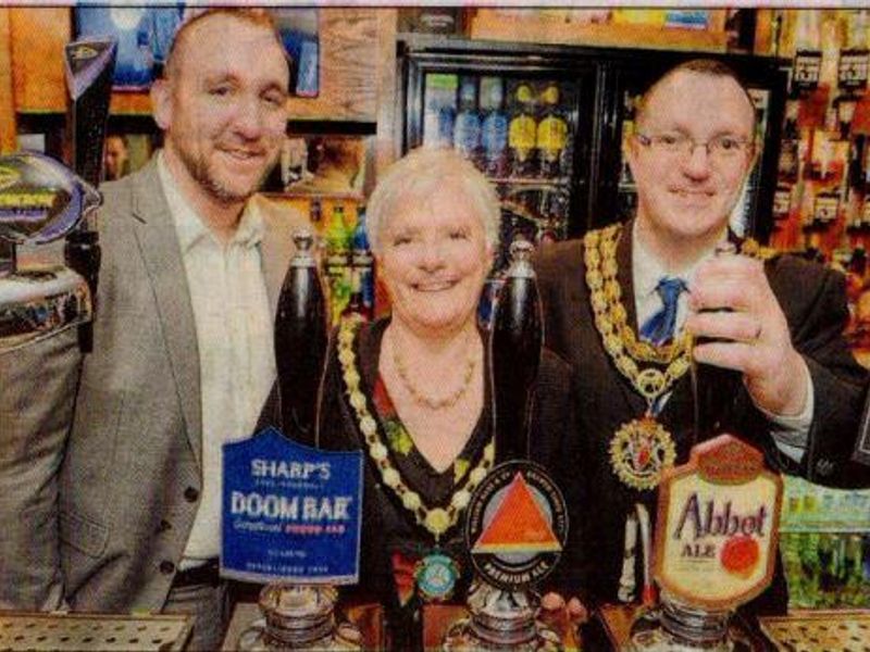 Phil Hughes, landlord with Mayors of Earl Shilton and Hinckley a. (Publican). Published on 01-03-2017 