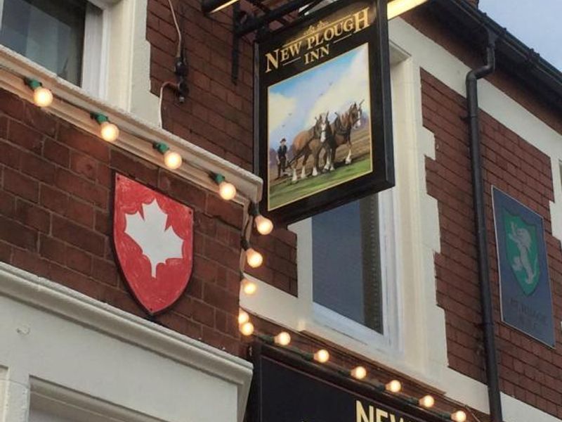 New pub sign May 2015. (Sign). Published on 31-05-2015