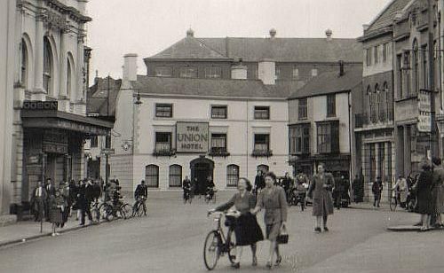 The Union in the 1950s. (External). Published on 12-11-2013