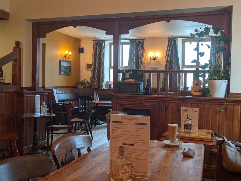 (Pub, Bar). Published on 26-05-2021