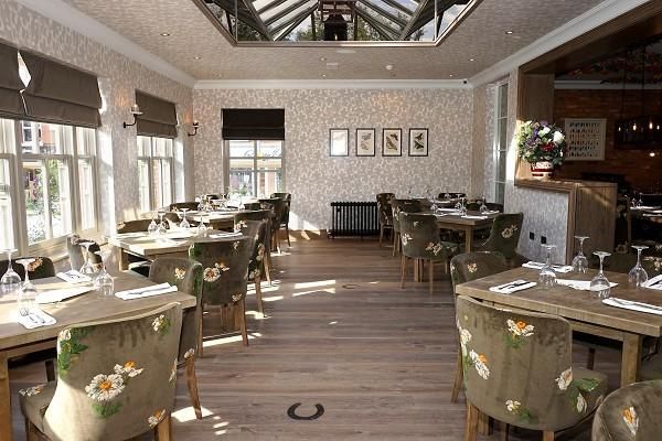 (Pub, Restaurant). Published on 17-08-2014