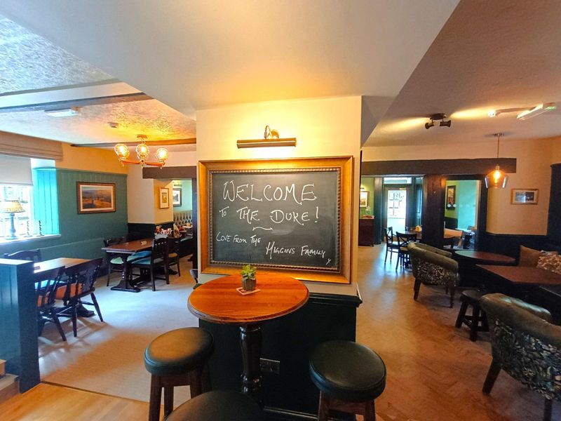Seating areas to the left. (Pub). Published on 06-10-2025 