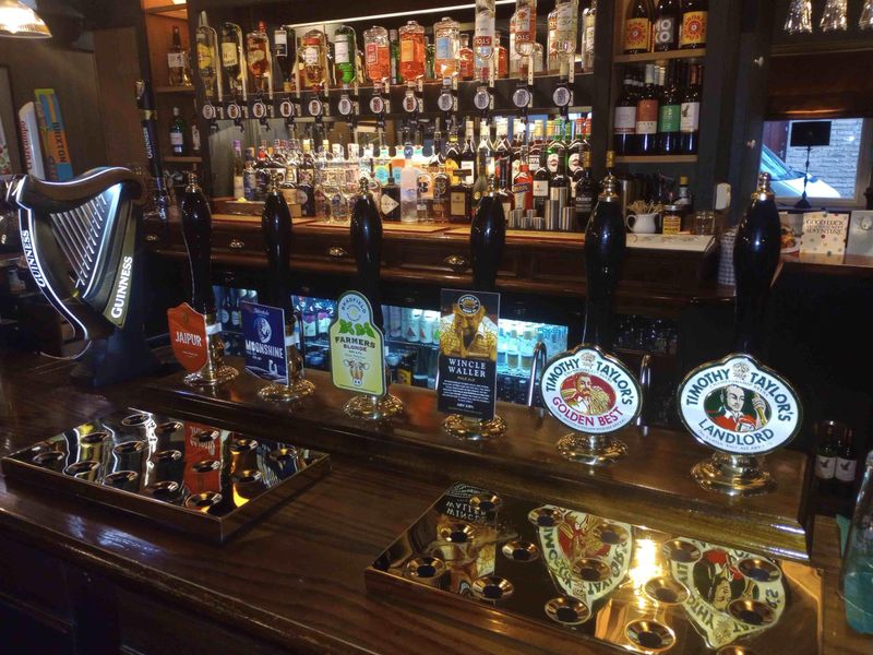 Handpumps on the bar. (Pub, Bar). Published on 21-11-2024