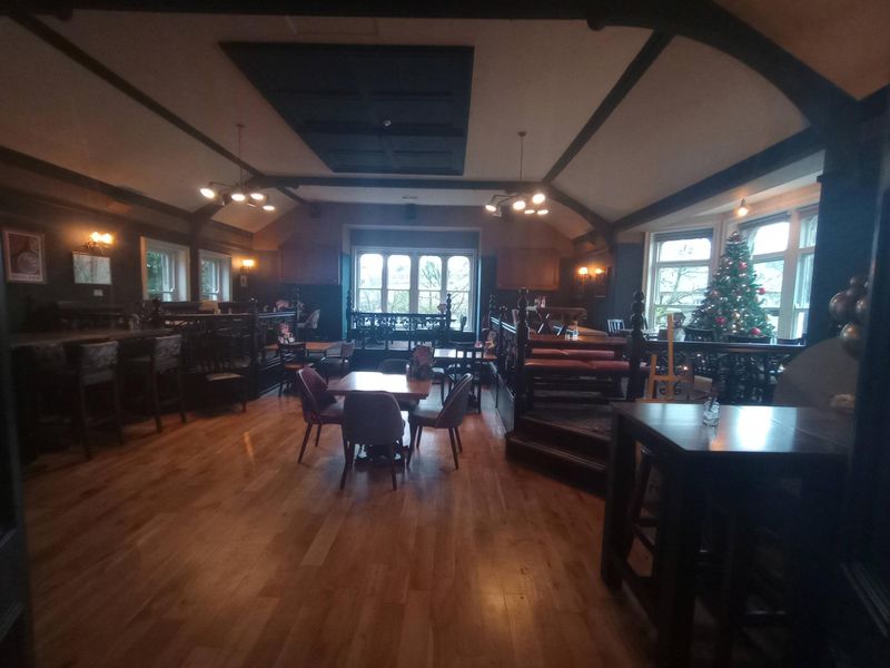 large upstairs seating area. (Pub). Published on 08-12-2024