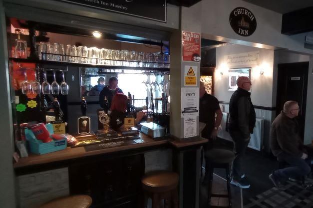 (Pub, Bar, Customers). Published on 29-11-2022