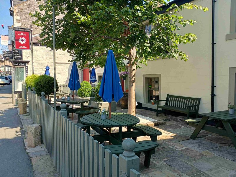 Outdoor seating at front. (Pub, External). Published on 18-07-2026 