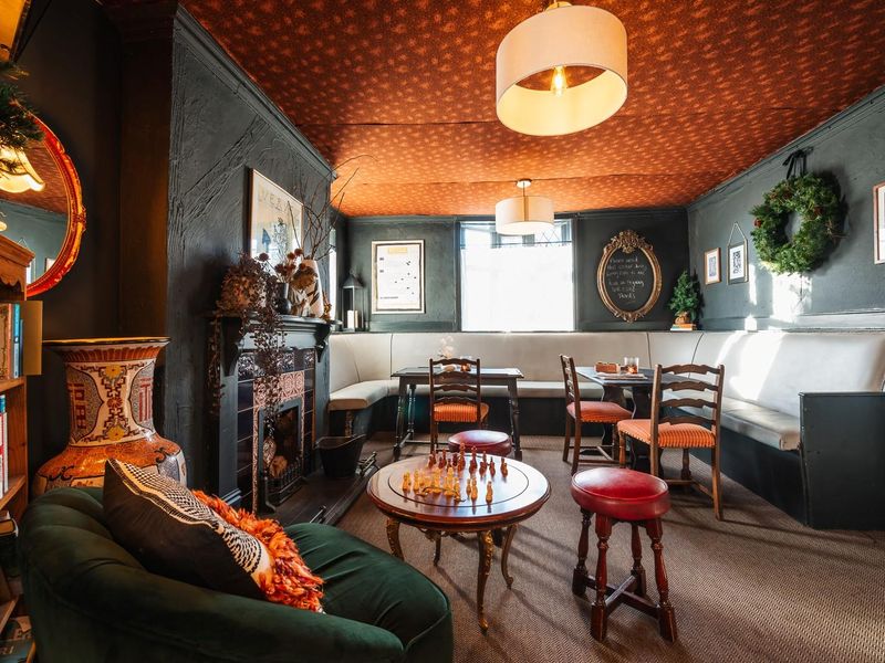 Seating area. (Pub). Published on 29-11-2025 