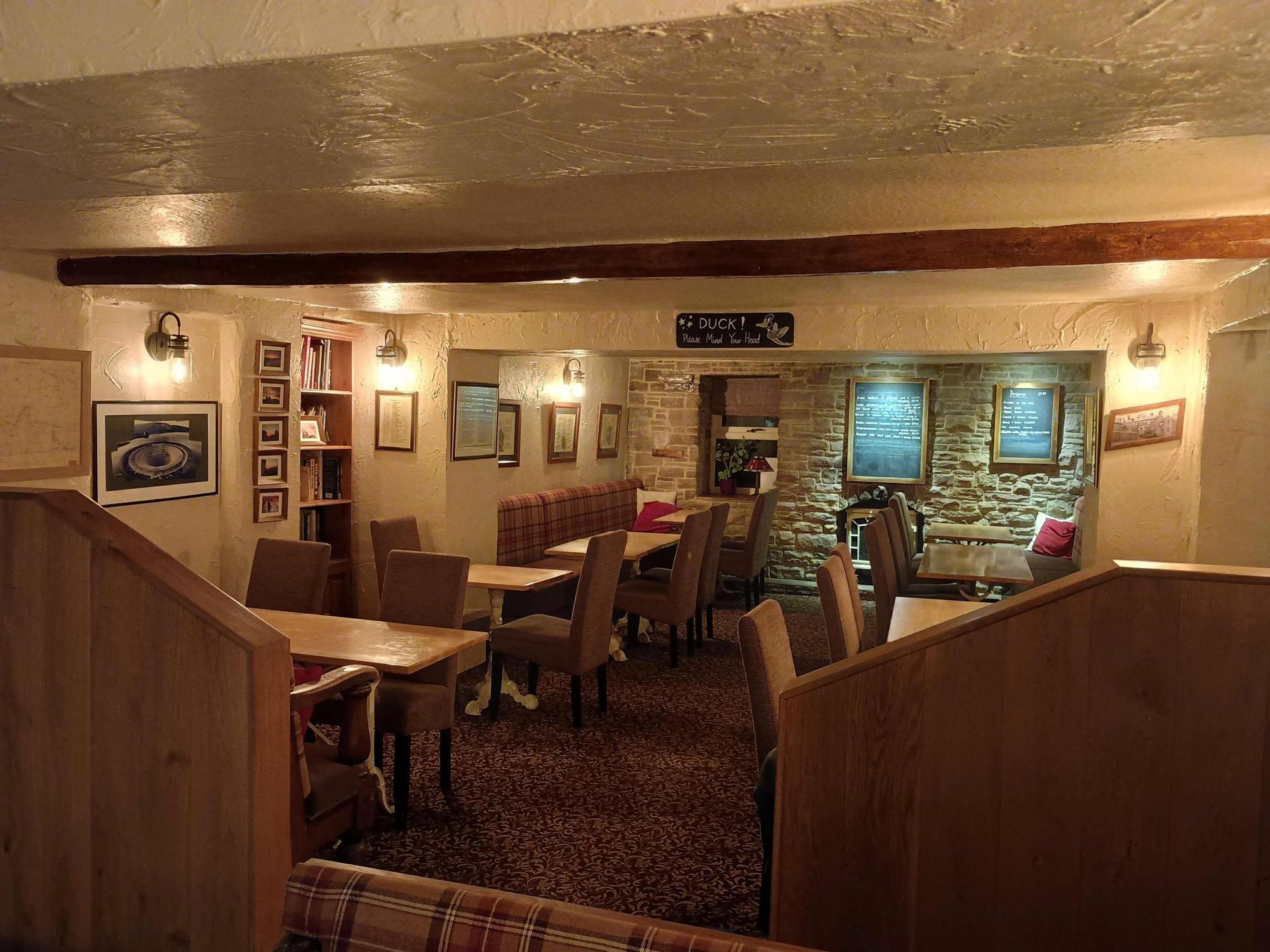 Seating area. (Pub). Published on 02-02-2026