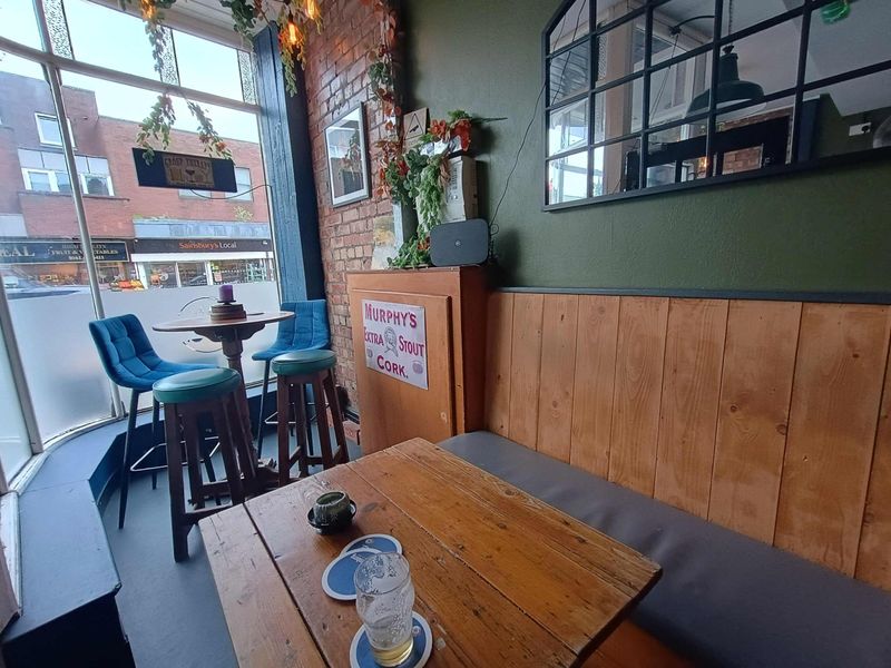 Seating area. (Pub). Published on 09-05-2026 