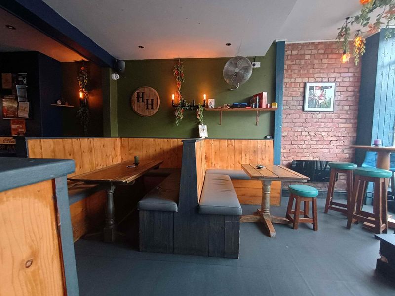 Seating area. (Pub). Published on 09-05-2026 