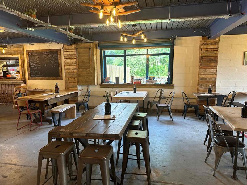 Seating area. (Pub). Published on 24-07-2024 