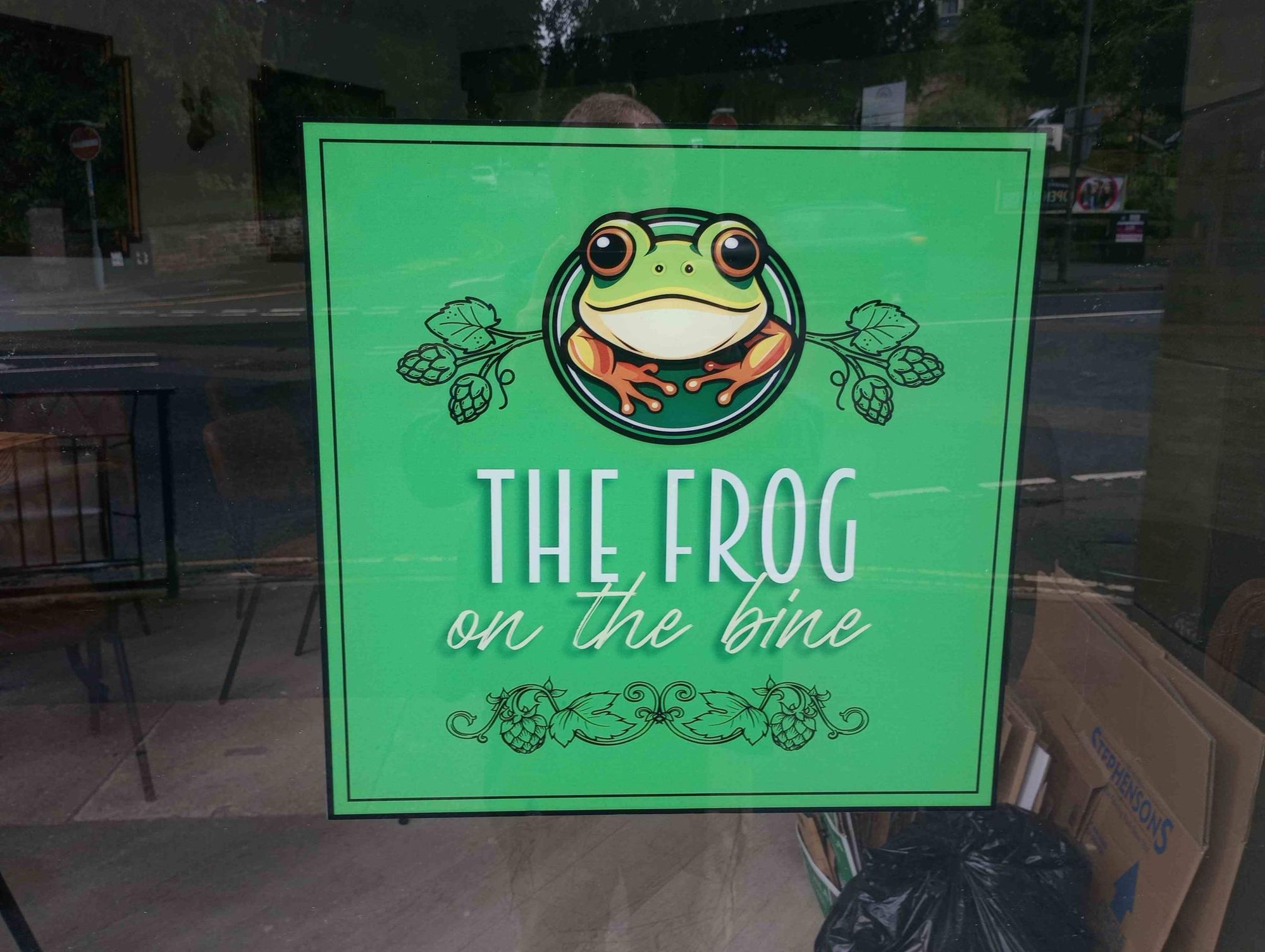 Bar sign on door. (Pub, External, Sign). Published on 17-06-2024