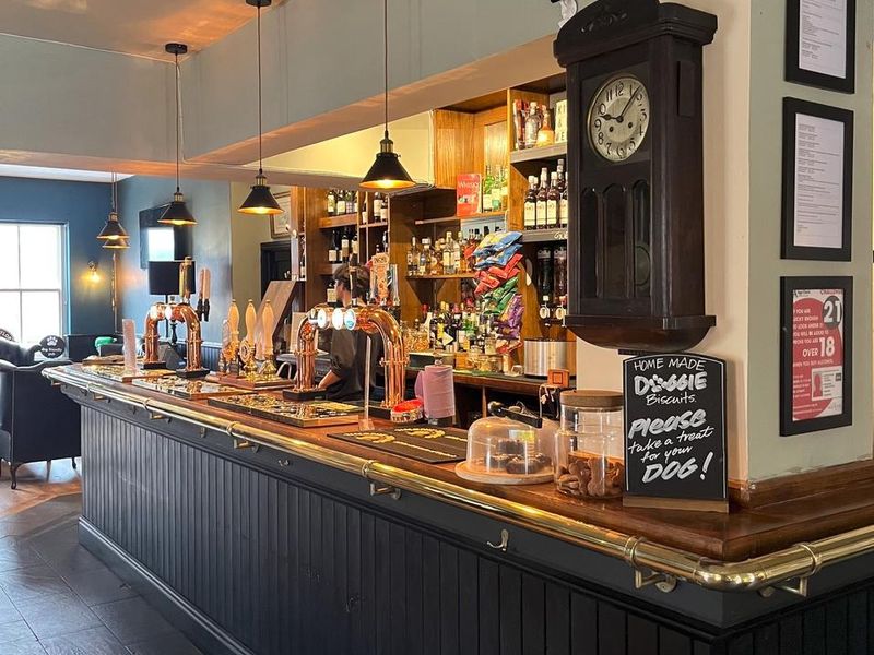 (Bar). Published on 24-08-2026