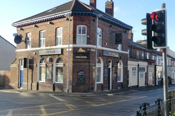 The Lion. (Pub, Bar, Sign). Published on 26-04-2015