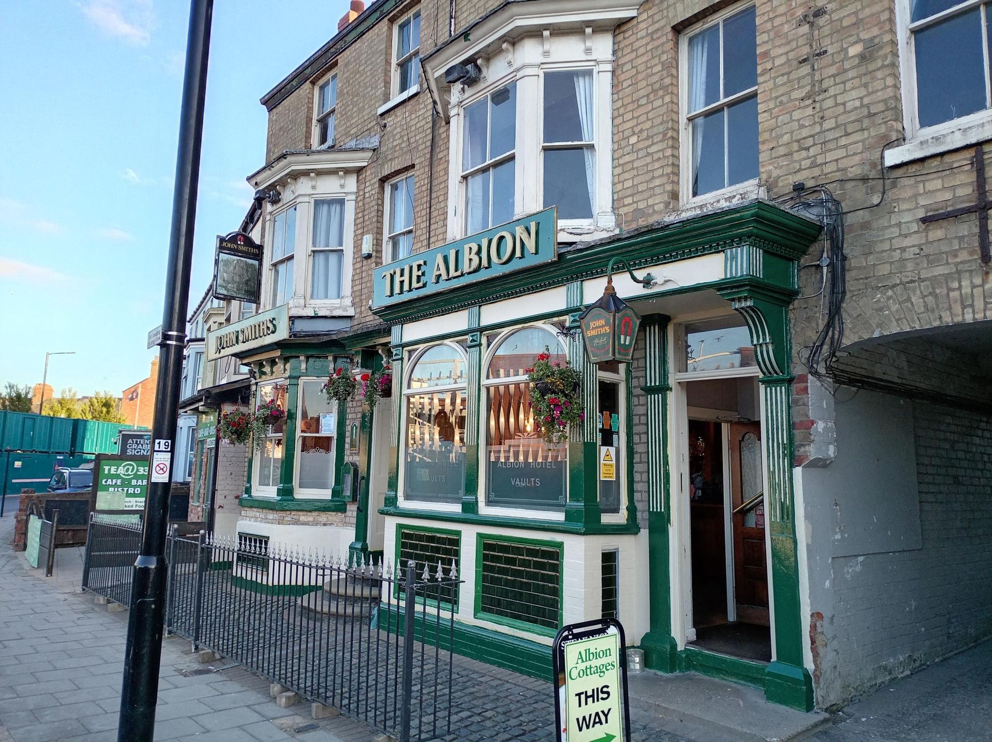 (Pub, Key). Published on 05-08-2026