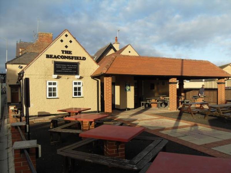 (Pub, External, Garden, Key). Published on 06-02-2015